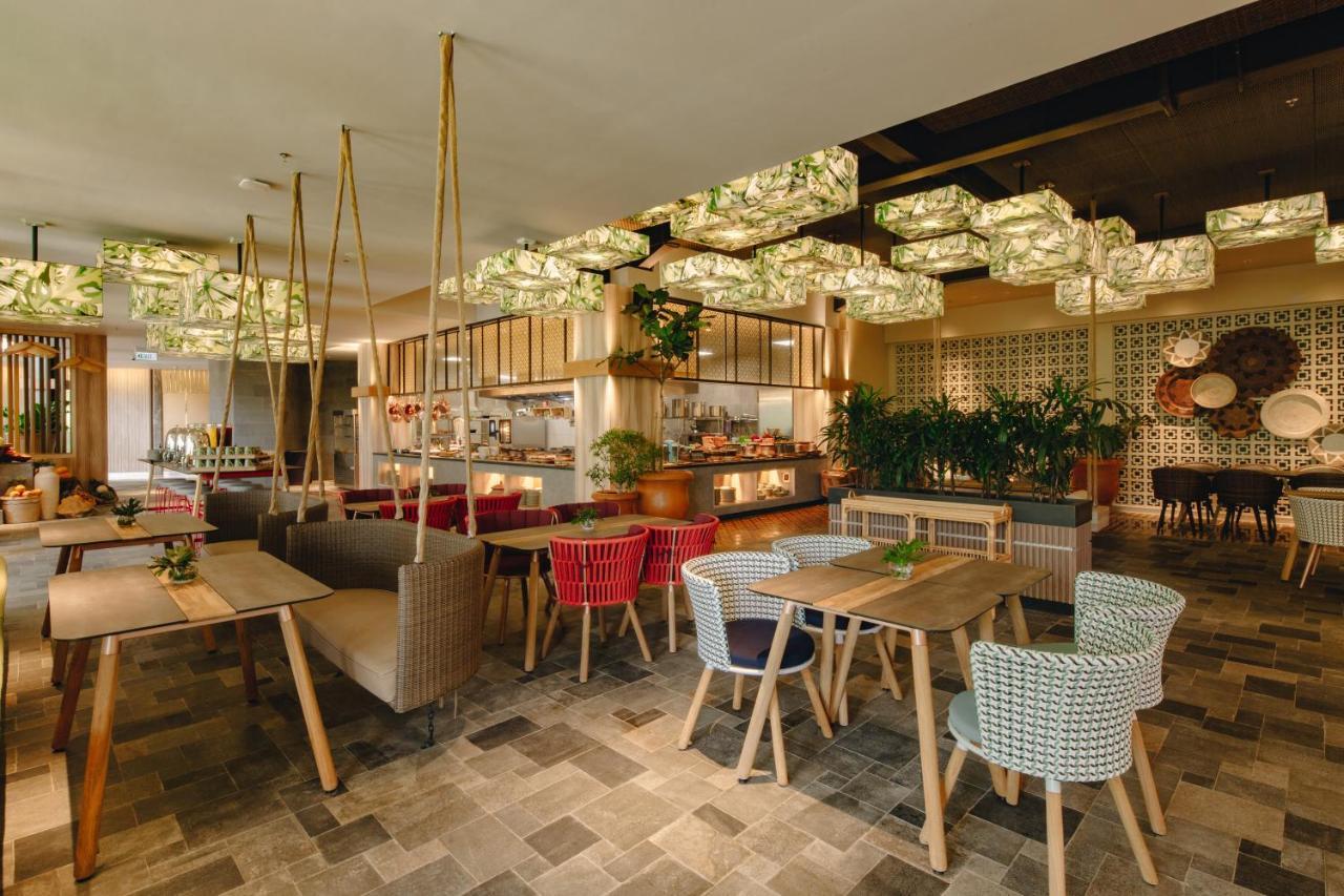 The Botanica Sanctuary Hotel ปุนจัก ภายนอก รูปภาพ The interior of the restaurant