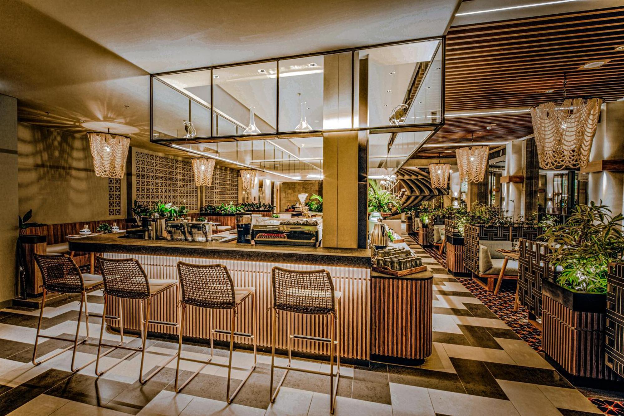 The Botanica Sanctuary Hotel ปุนจัก ภายนอก รูปภาพ The interior of the restaurant
